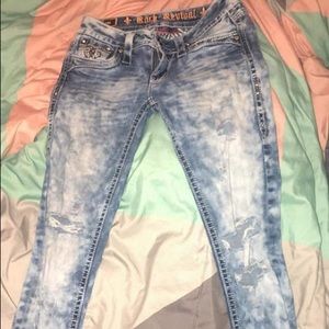 Women’s rock revivals size 3